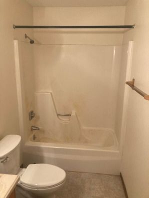 Before & After Walk-In Shower Installation in Dayton, OH (1)